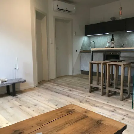 شقة Apartman Antico-moderno ميكولوف