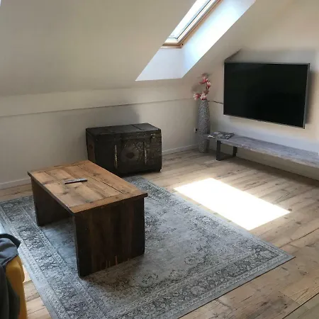 Apartman Antico-moderno شقة